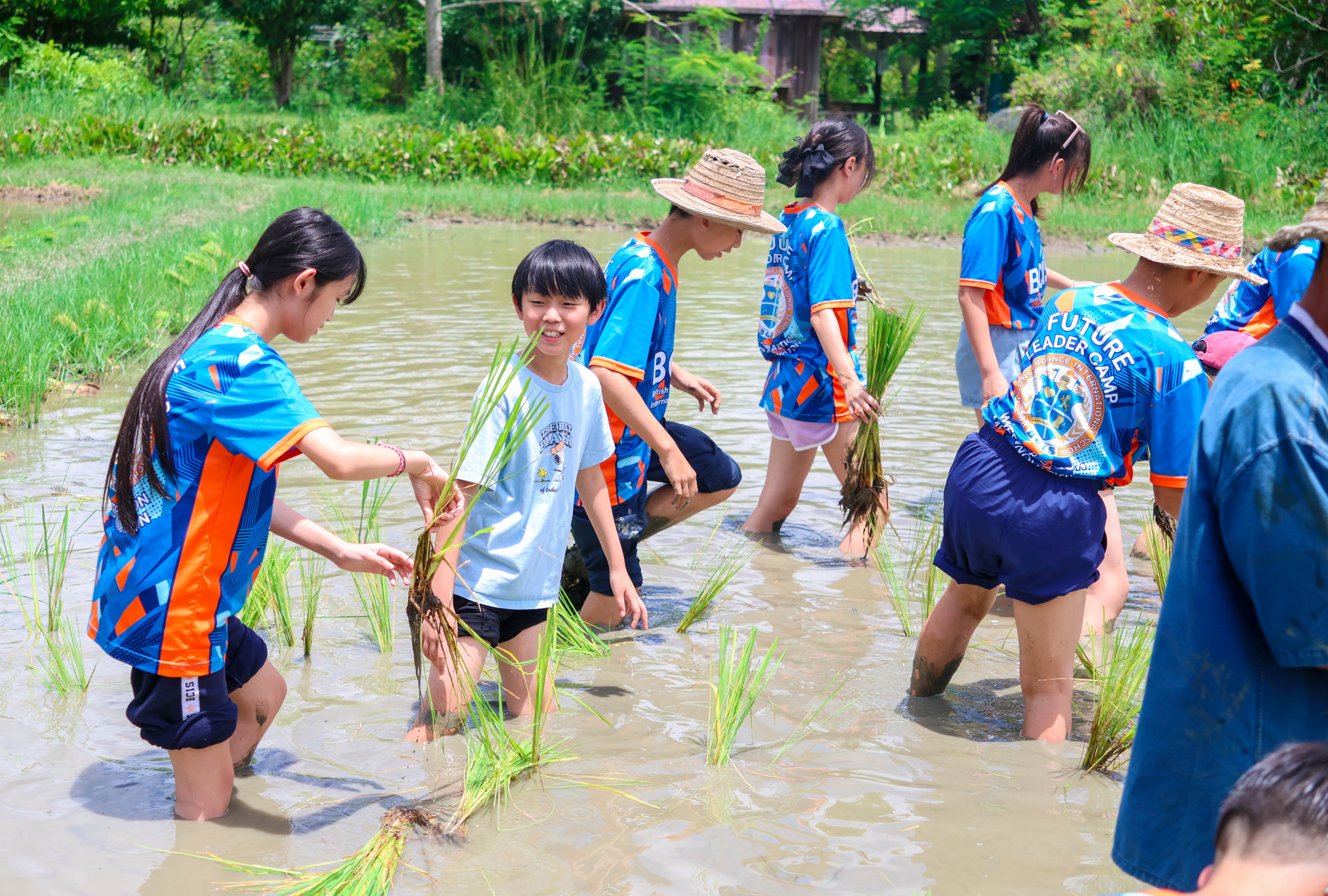 Học bổng giao lưu và trao đổi văn hóa quốc tế: 8 ngày học tập và sinh hoạt tại trường Quốc tế Anh Quốc BCIS – Chiang Mai, Thái Lan