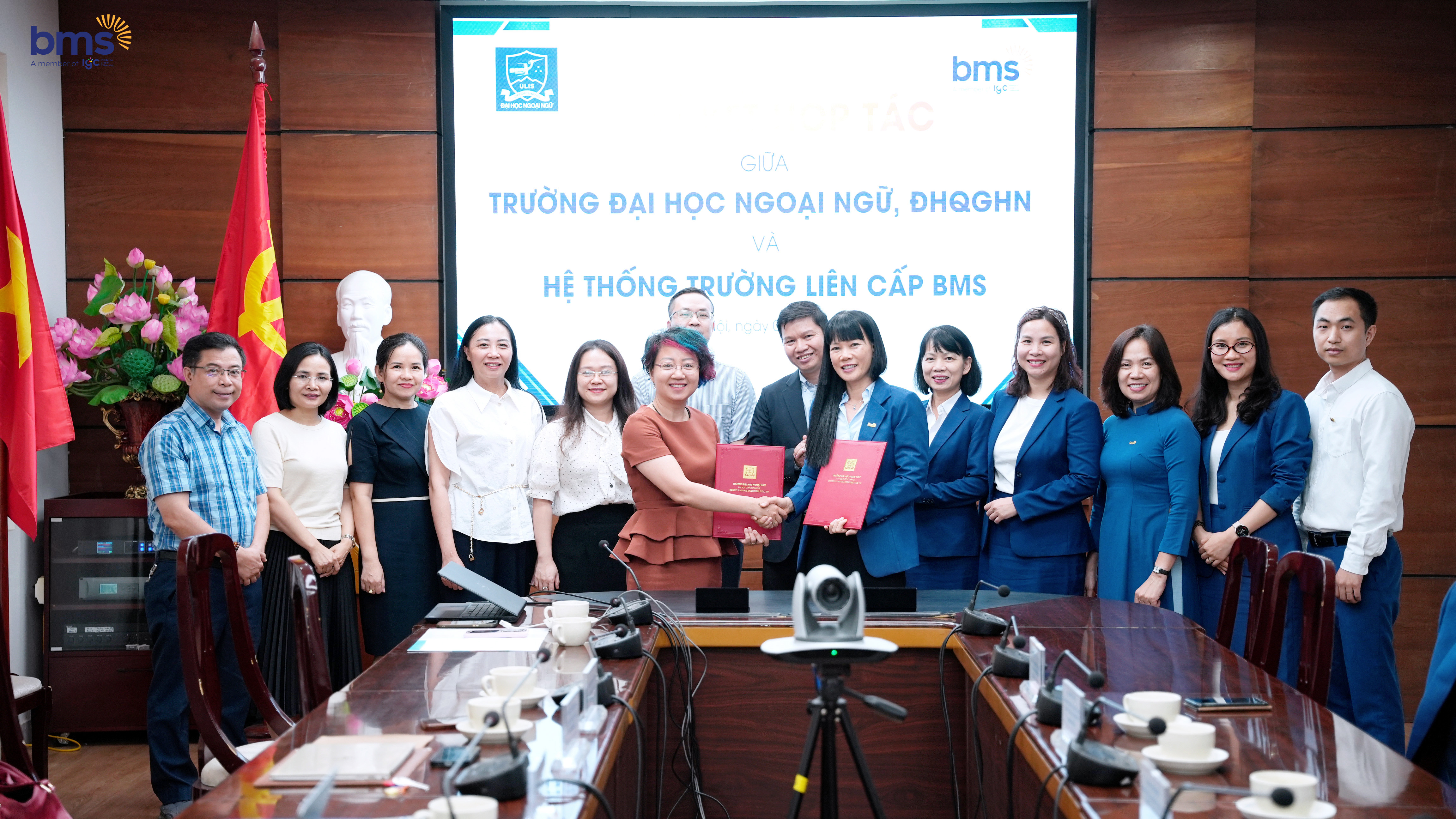 Hệ thống Trường liên cấp BMS ký kết hợp tác với Trường Đại học Ngoại ngữ – ĐHQGHN: Mở rộng cơ hội học tập, hội nhập và phát triển nghề nghiệp