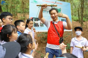 BMSERS KHỐI 4 TRẢI NGHIỆM DỰ ÁN HỌC TẬP “KỸ NĂNG SINH TỒN NƠI RỪNG SÂU” TẠI BẢN RÕM