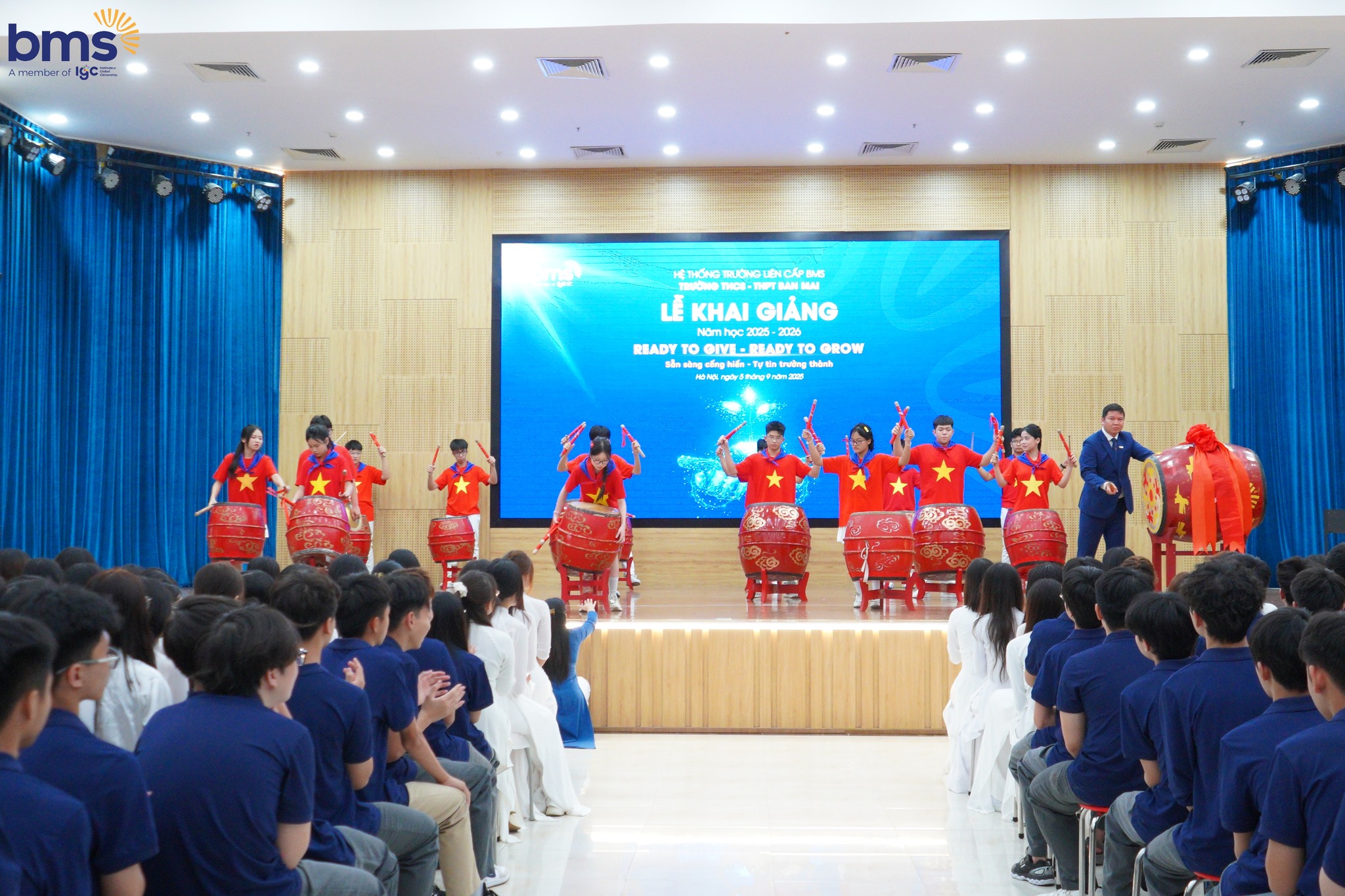 Gần 4000 học sinh Hệ thống trường liên cấp BMS chào đón khai giảng năm học mới 2025 - 2026