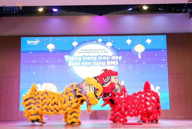 TẾT TRUNG THU 2025: TRÔNG TRĂNG TRÒN ĐẦY - SUM VẦY CÙNG BMS