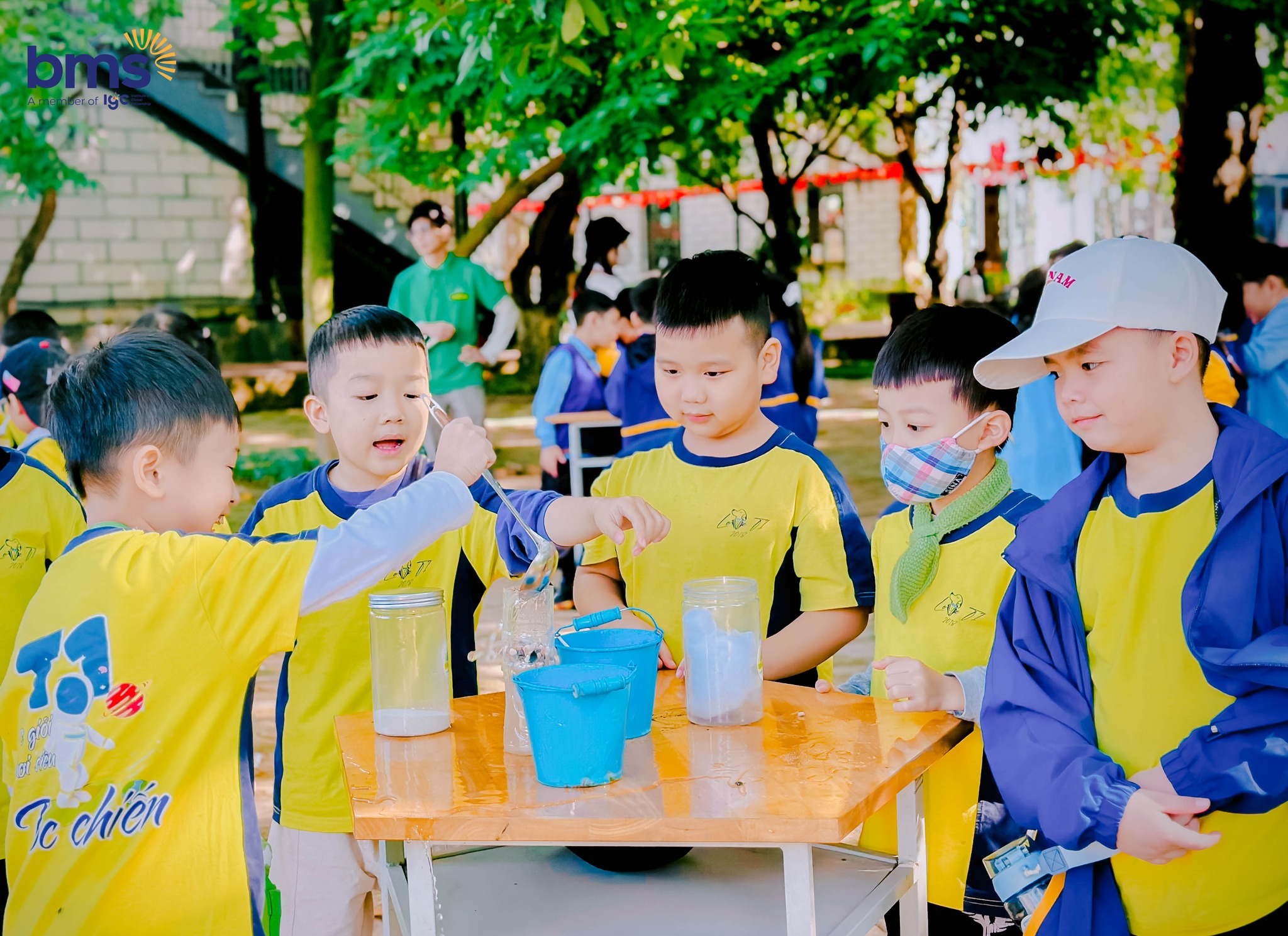 BMSers khối 2 học tập giữa thiên nhiên tại Trang trại Giáo dục Steamland